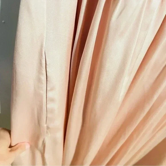 NWT Vera Wang White V-Neck Halter Gown Dress - Picture 11 of 13